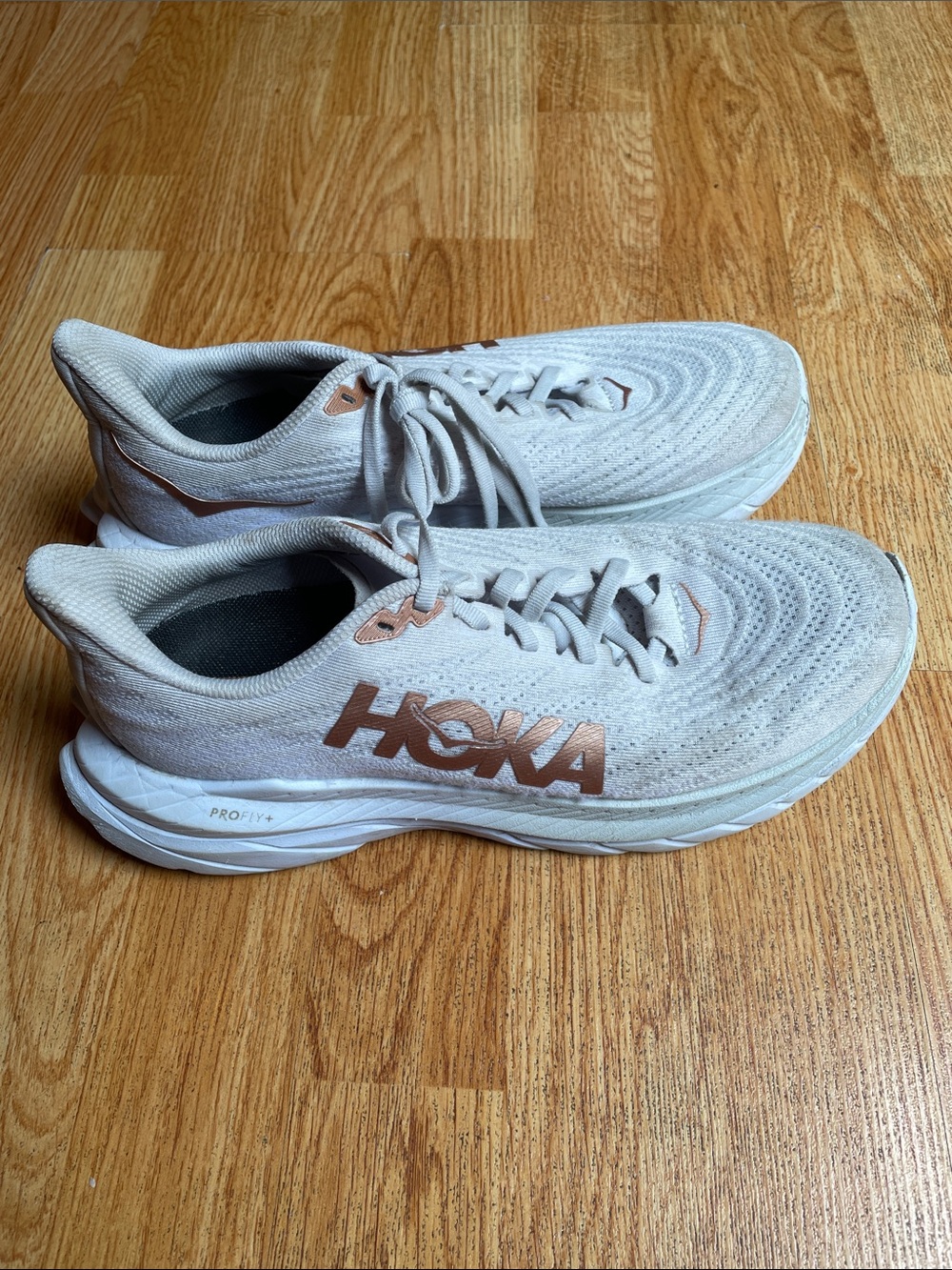 Hoka Mach 5